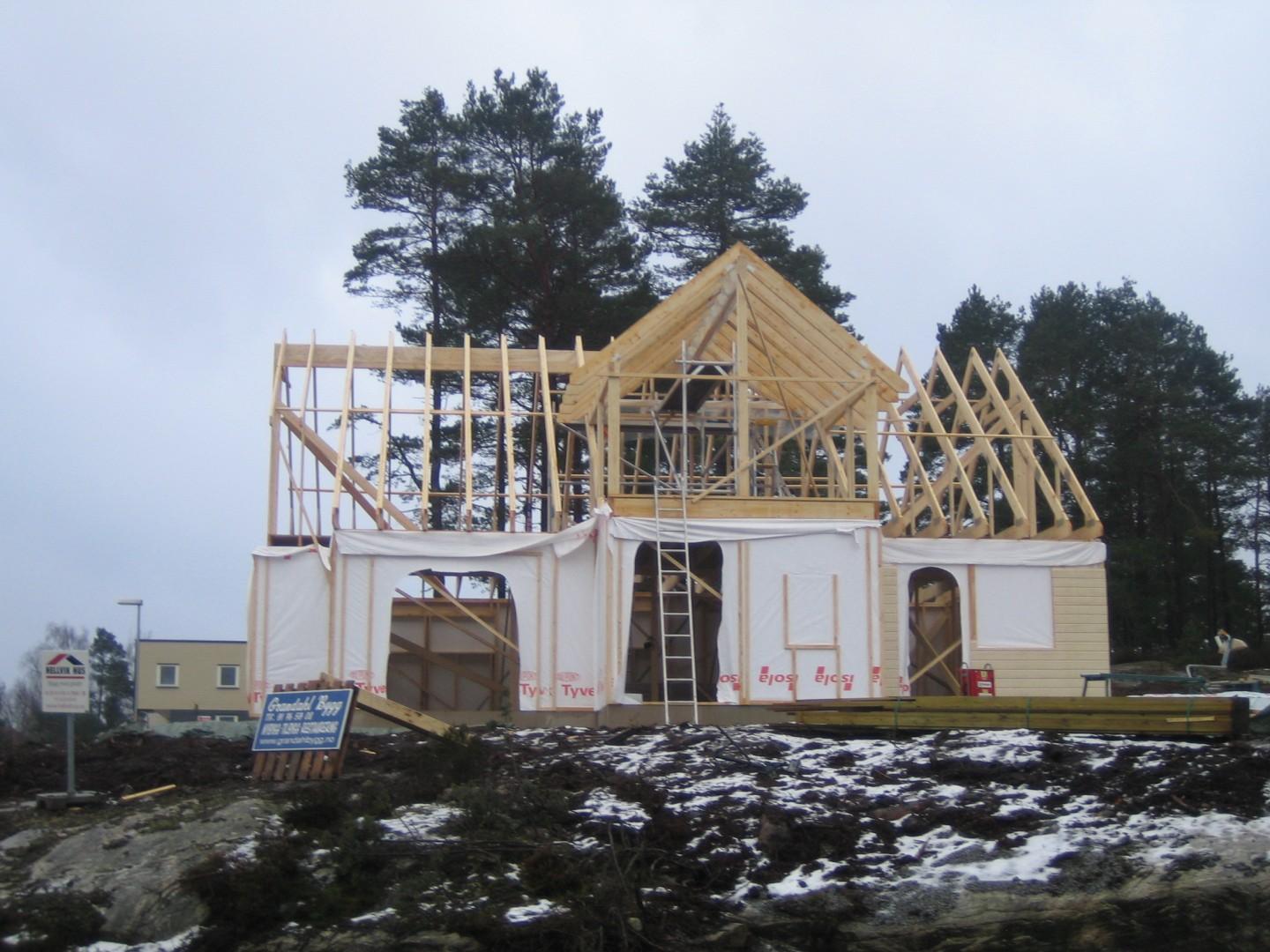 Reisverk og takstoler på et nytt hus
